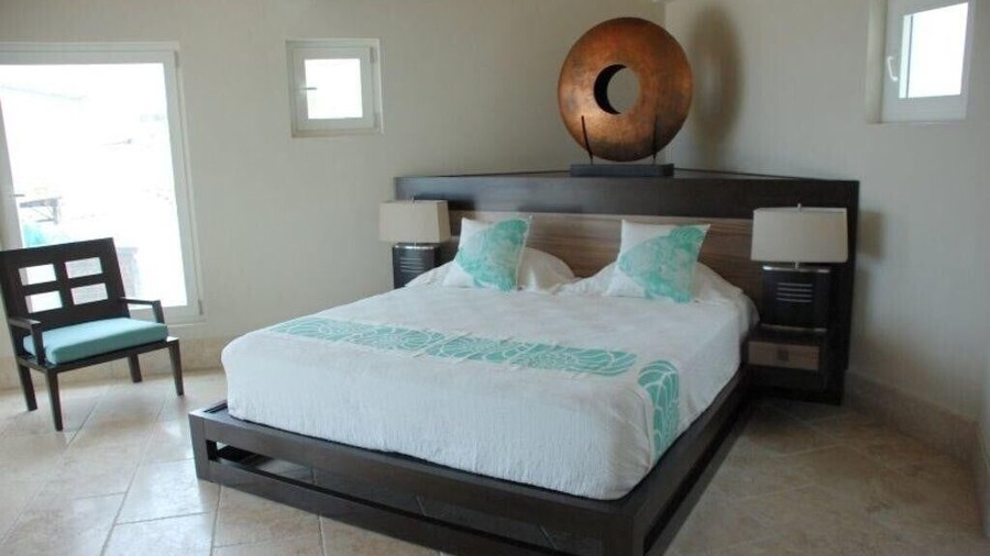 Sky Beach Club Villa Waterfall 1 4 Bedroom Villa