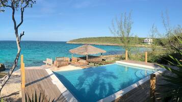 House, 3 Bedrooms | Pool