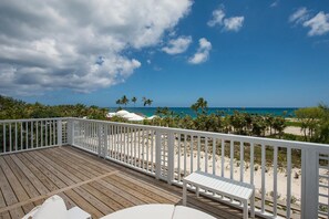 House, 2 Bedrooms | Property grounds - See Sea 2 Bedroom Home (North Palmetto Point)