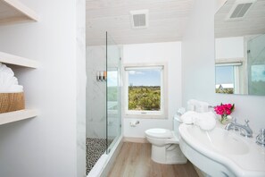 House, 2 Bedrooms | Bathroom - See Sea 2 Bedroom Home (North Palmetto Point)