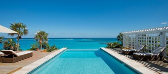 Sandy Hill Beach House 6 Bedroom Home