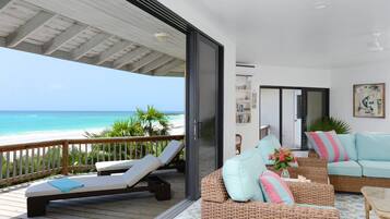 House, 5 Bedrooms | Property grounds