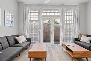 Smart TV, fireplace, printers