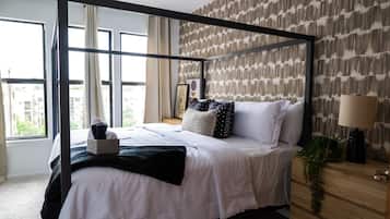 2 bedrooms, desk, iron/ironing board, WiFi