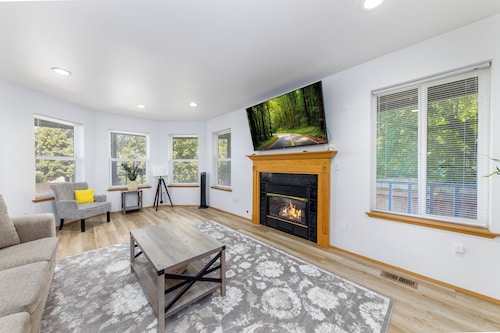 Beautiful home in North Tacoma historical district