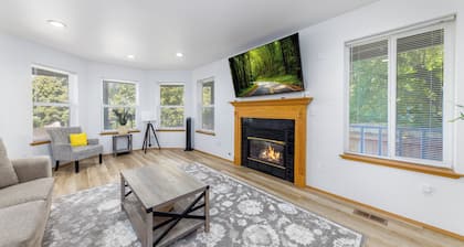 Beautiful home in North Tacoma historical district