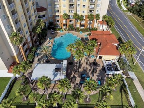 Pool - Suite · The Point Lux Suite, close to Universal (Orlando)