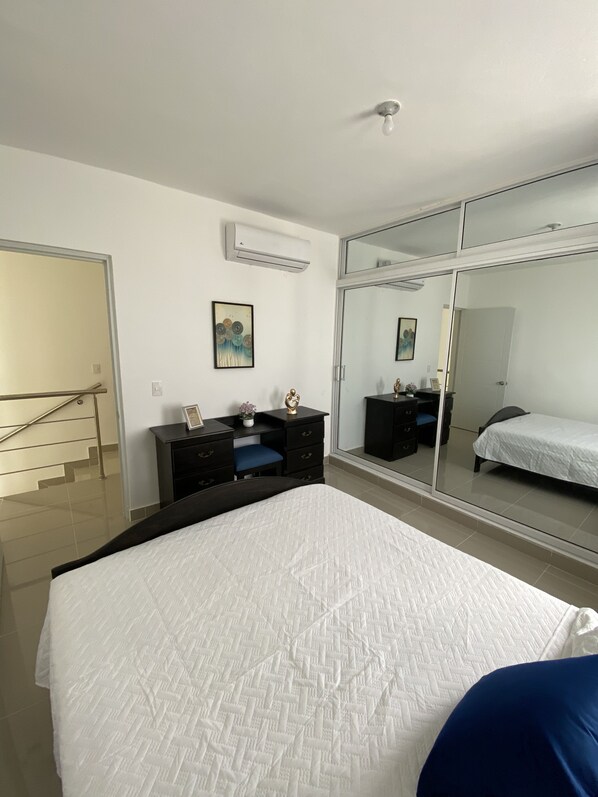 2 chambres, Wi-Fi, draps fournis