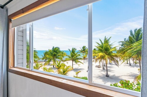 APPARTEMENT NEUF 1er ETAGE SUR LA PLAGE DANS LE VILLAGE - CALME, VUE & COMFORT +