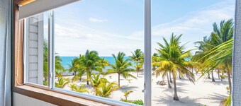 UPDEH - COSY apartment ON the beach IN Placencia village