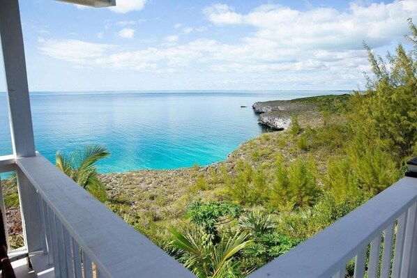 House, 5 Bedrooms | Property grounds