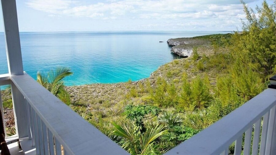 Blue Love Point 5 Bedroom Home