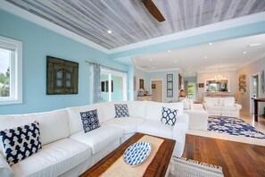 House, 3 Bedrooms | Living area
