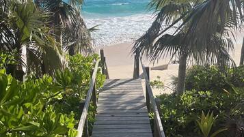 House, 3 Bedrooms | Beach