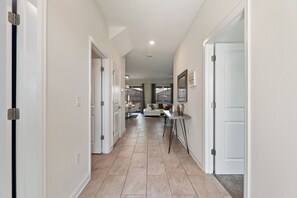 Vila, beberapa kamar | Interior
