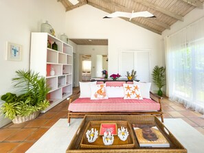 House, 2 Bedrooms | Living area | Smart TV
