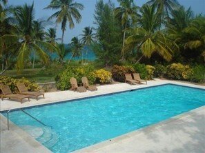 House, 2 Bedrooms | Pool