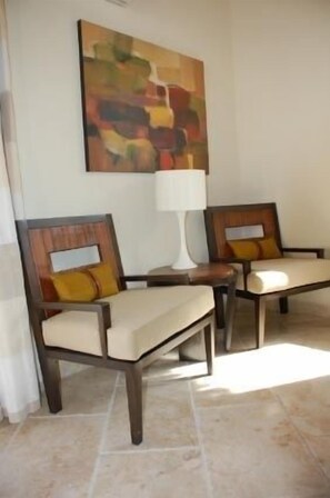 Bungalow, 1 Bedroom | Interior