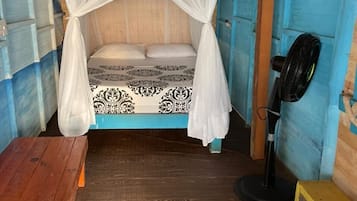 Standard Double Room | Bed sheets