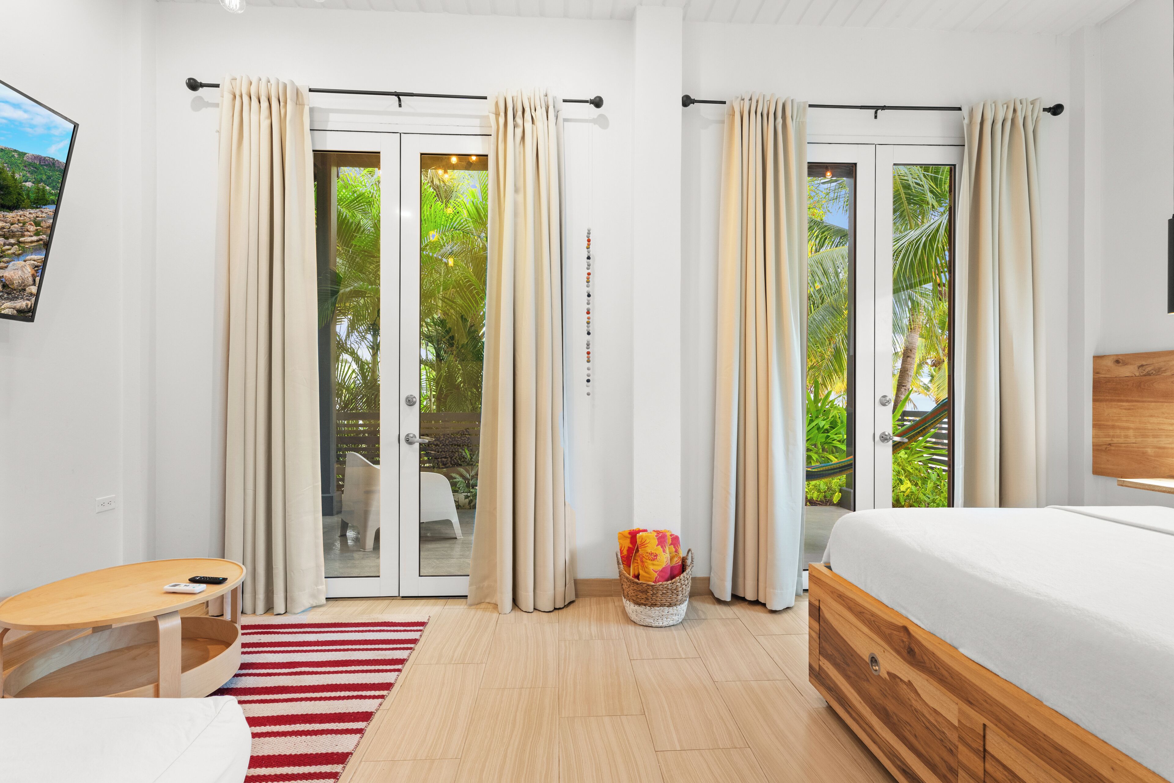 1 bedroom, in-room safe, iron/ironing board, WiFi
