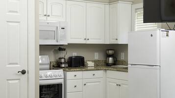 Fridge, microwave, toaster, blender