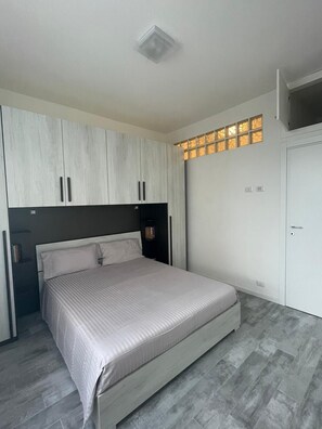 1 Schlafzimmer, Bügeleisen/Bügelbrett, kostenloses WLAN, Bettwäsche