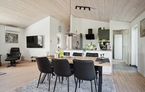 Dining - Cozy home in Samsø with kitchen (Samsø)