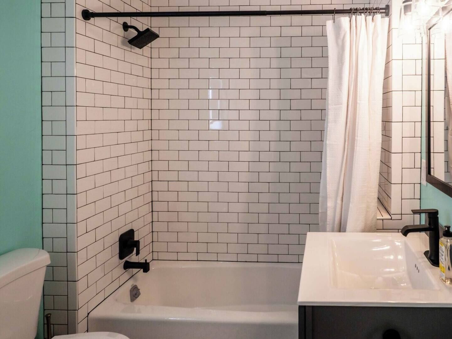 Hårtork och handdukar