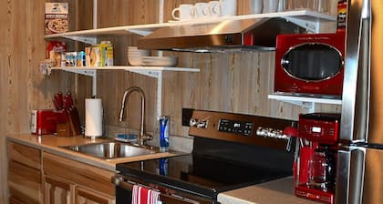 Charming Cabin Retreat in Texas Hill Country