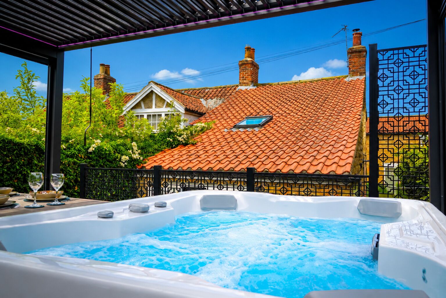 Bain à remous extérieur