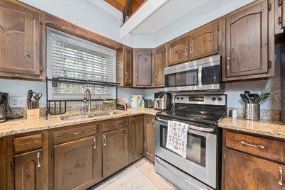 Lake Home on Lake Gaston!!