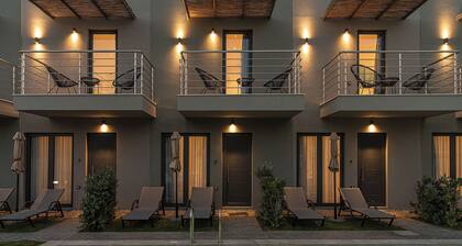 NEK Suites - Adults Only