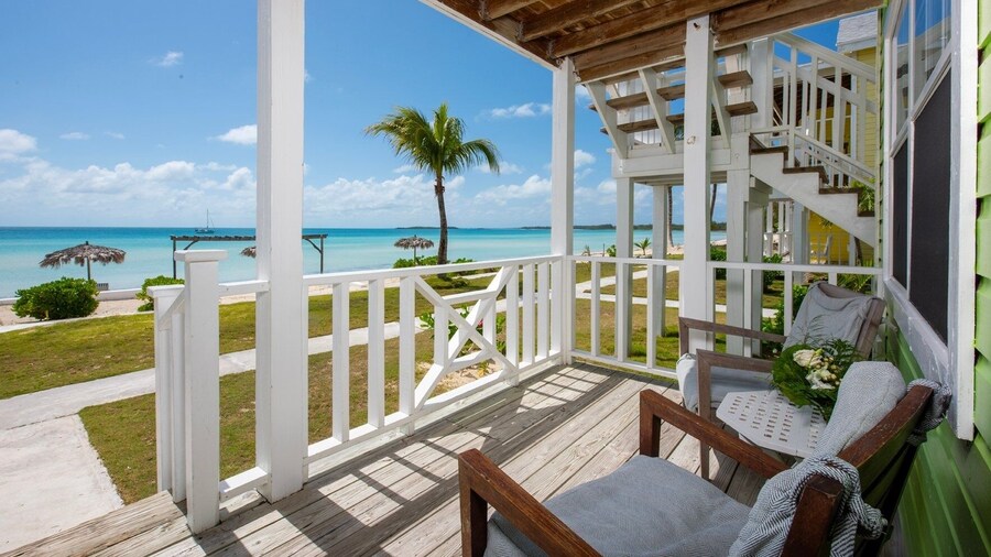 Cocodimama Resort 14 Bedroom Hotel Room