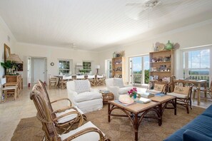 Villa, 6 slaapkamers | Woonruimte