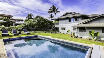 House, 3 Bedrooms | Pool