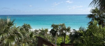 Aqua Villa And Cottage 3 Bedroom Home