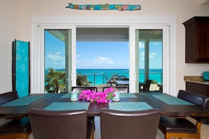 Villa, 3 Bedrooms | Dining