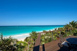 Villa, 3 Bedrooms | Outdoor dining - Aqua Villa And Cottage 3 Bedroom Home (Governor's Harbour)