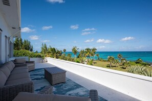 House, 2 Bedrooms | Terrace/patio