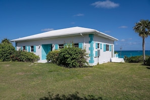 House, 2 Bedrooms | Exterior