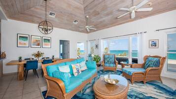 House, 2 Bedrooms | Living area | Smart TV