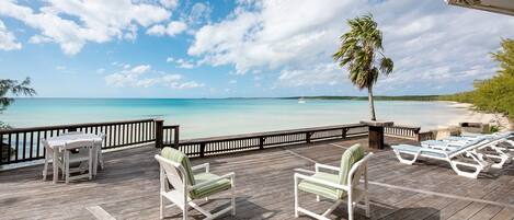 House, 4 Bedrooms | Terrace/patio