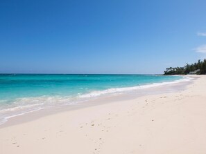 Vila, 6 quartos | Praia | Na praia