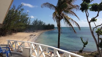 House, 5 Bedrooms | Beach | On the beach