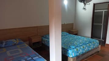 6 bedrooms, free WiFi, bed sheets