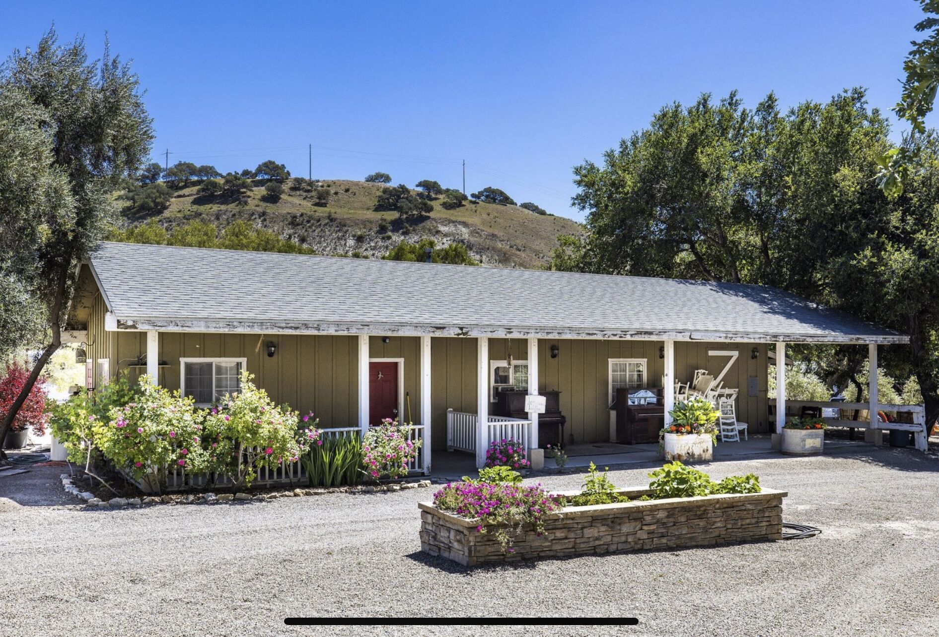 Guest House 