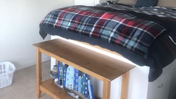 1 habitación, wifi gratis y ropa de cama