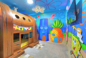Children’s area - Viral One of a Kind Lakeside 15B ~ Gated Resort ~ Theater ~ Pool & Spa by Disney (Kissimmee)