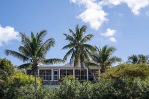 House, 3 Bedrooms | Exterior