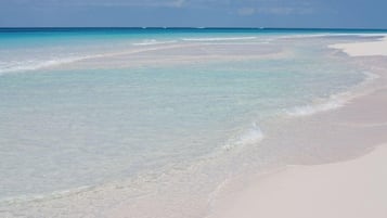 House, 4 Bedrooms | Beach